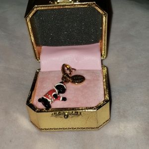 Limited edition juicy charm